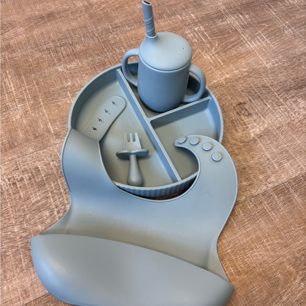 Blue Silicone Baby Feeding Set